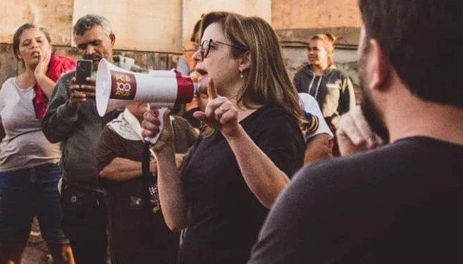 Solidariedade ativa à camarada Sofia Manzano!