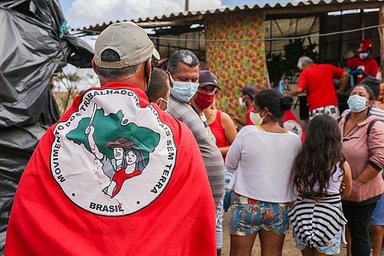 Movimentos denunciam PL que criminaliza as lutas por moradia e reforma agrária