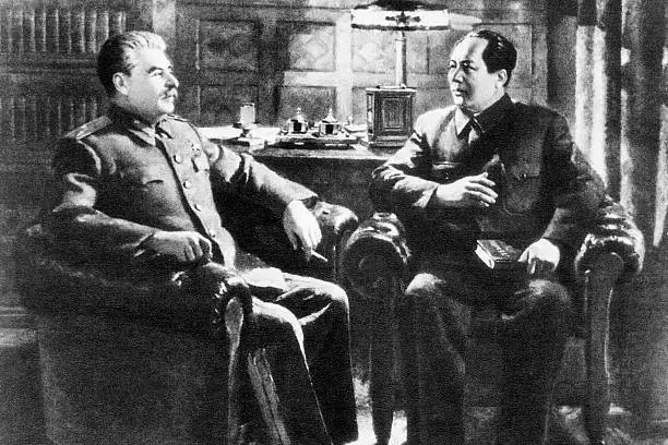 Rússia e China divulgam correspondência entre Stalin e Mao pela primeira vez