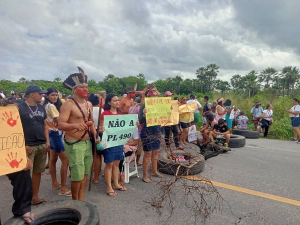 Povos originários realizam manifestação contra o Marco Temporal em Caucaia