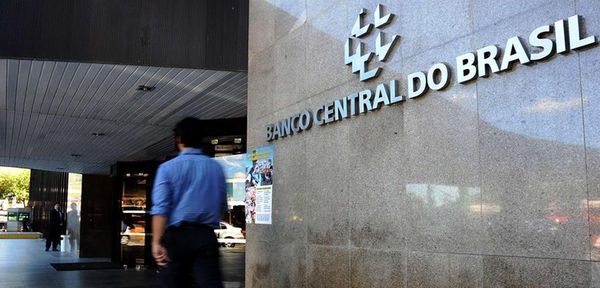 Entidades se manifestam contra PEC que aprofunda a independência do Banco Central